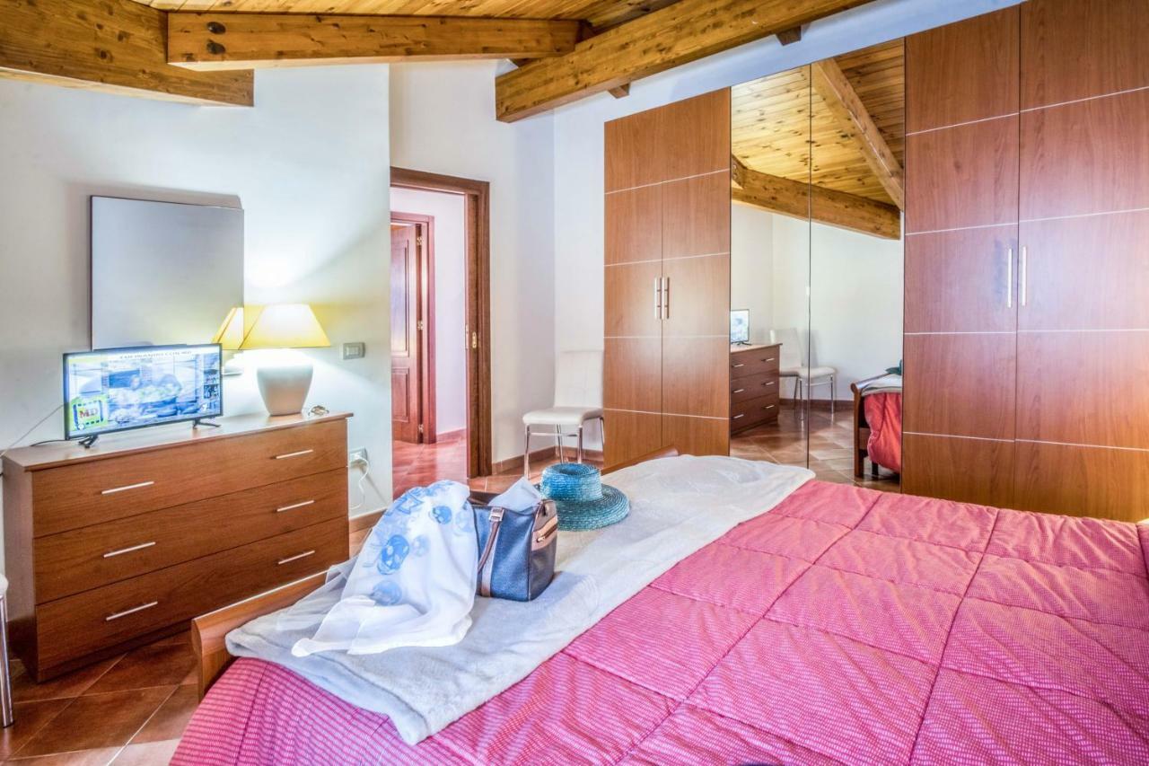 Amore Rentals - Maison Palazzo Correale Sorrento Buitenkant foto